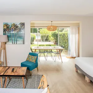 10 & 11 By Des Lices Saint-Tropez
